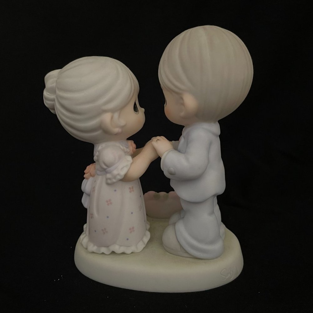 Precious Moments We Share A Moment Forever Young Porcelain Figurine - Picture 2 of 4